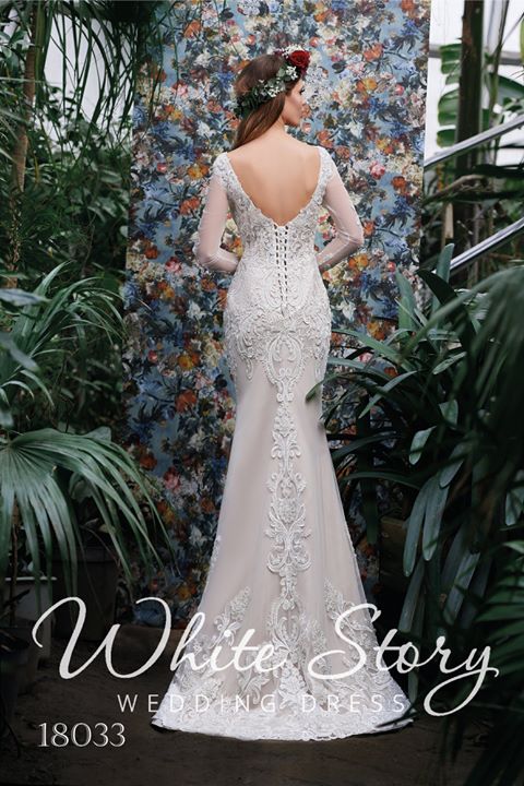 Lange ærmer og blonder