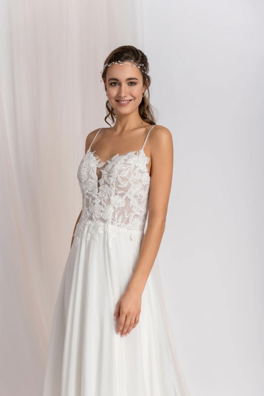 Brudekjolemedstrop enkel fald