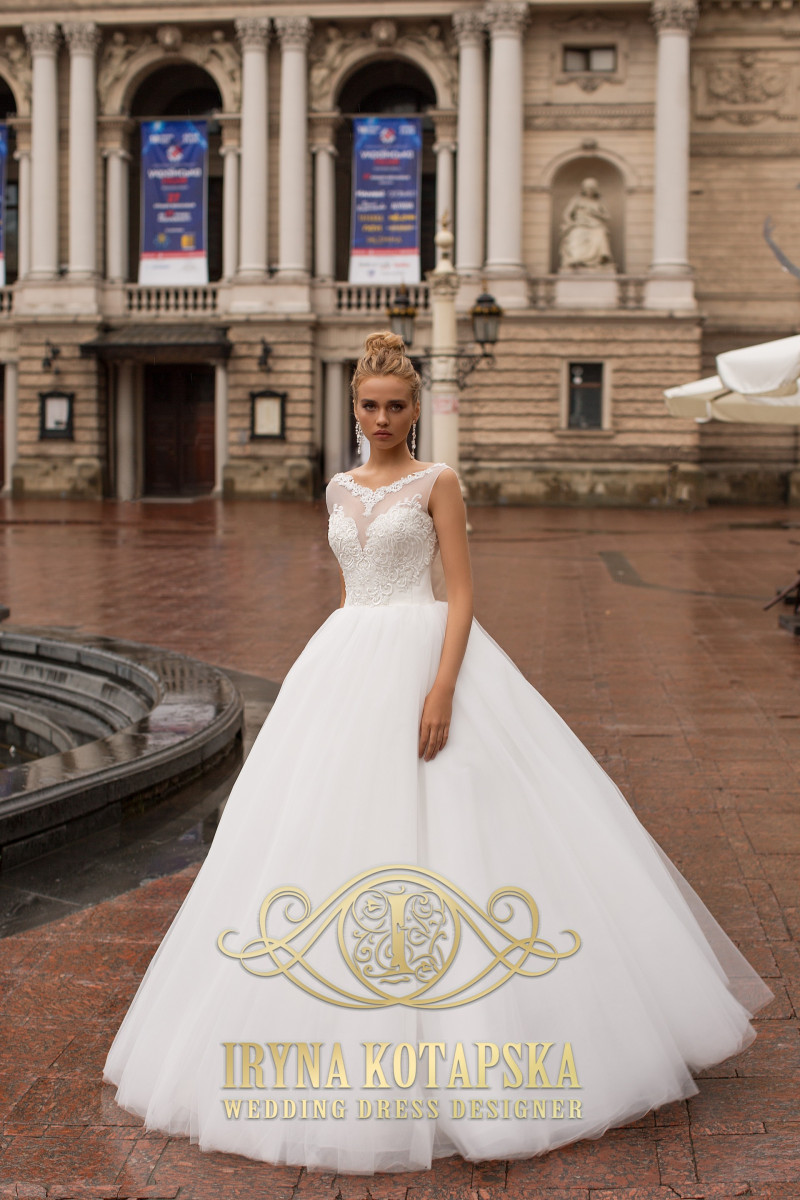 Kort udgave af denne brudekjole udsolgt