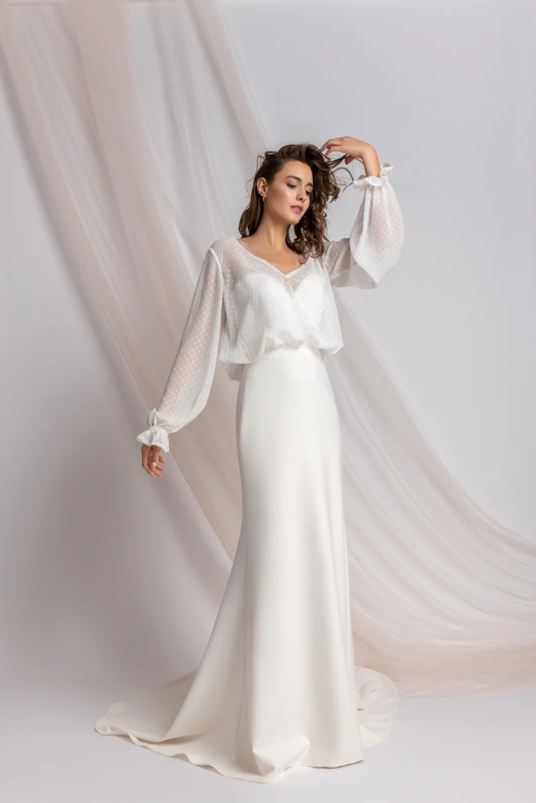 Lina Becker brudekjole med ærmer todelt