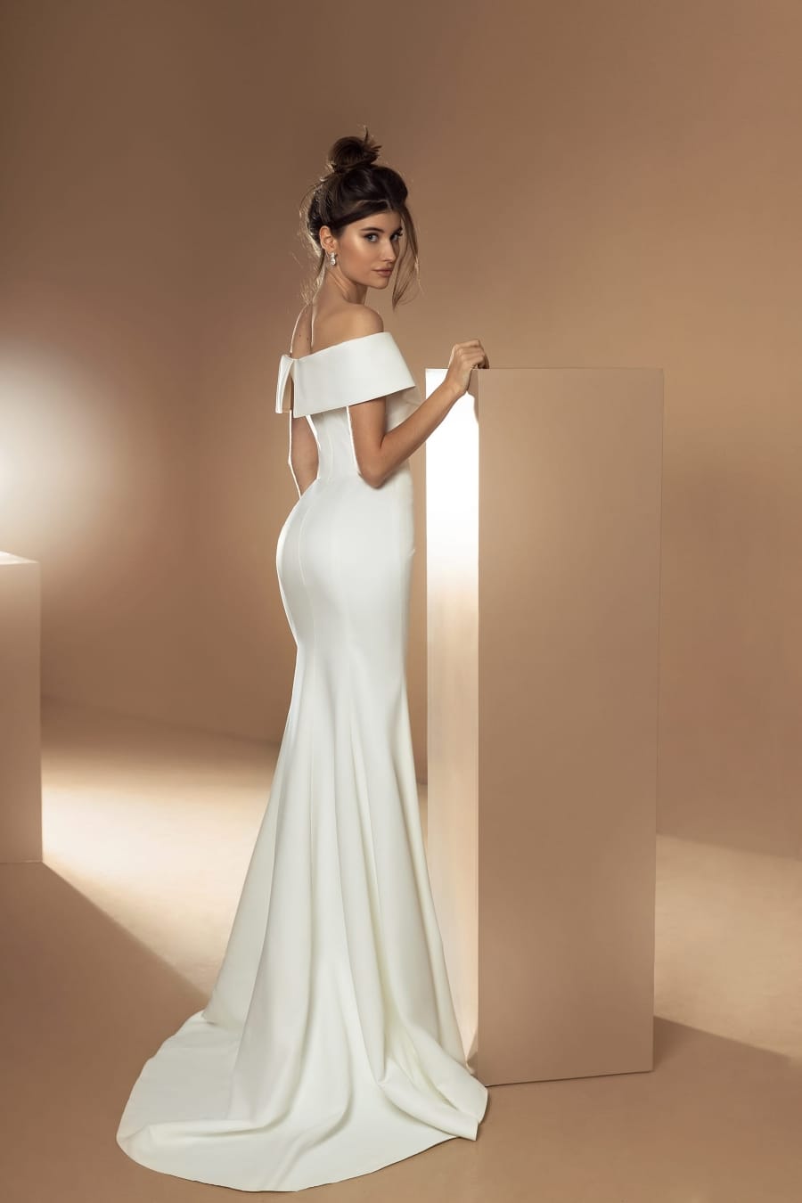 Ariamo brudekjolen i silke