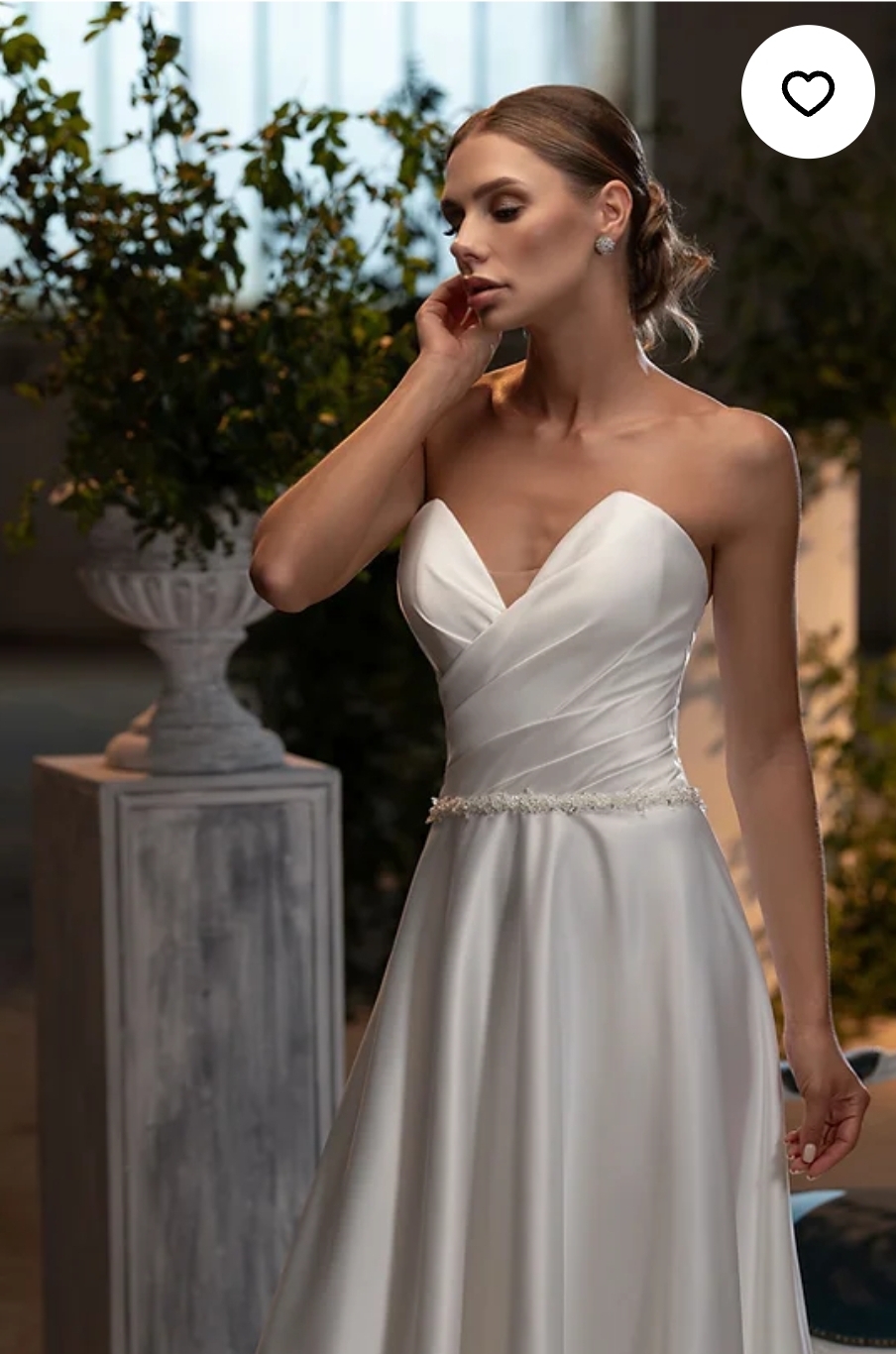 Arle brudekjole glat skørt