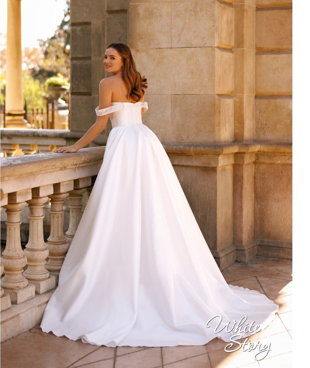 Klassisk brudekjole med ærme