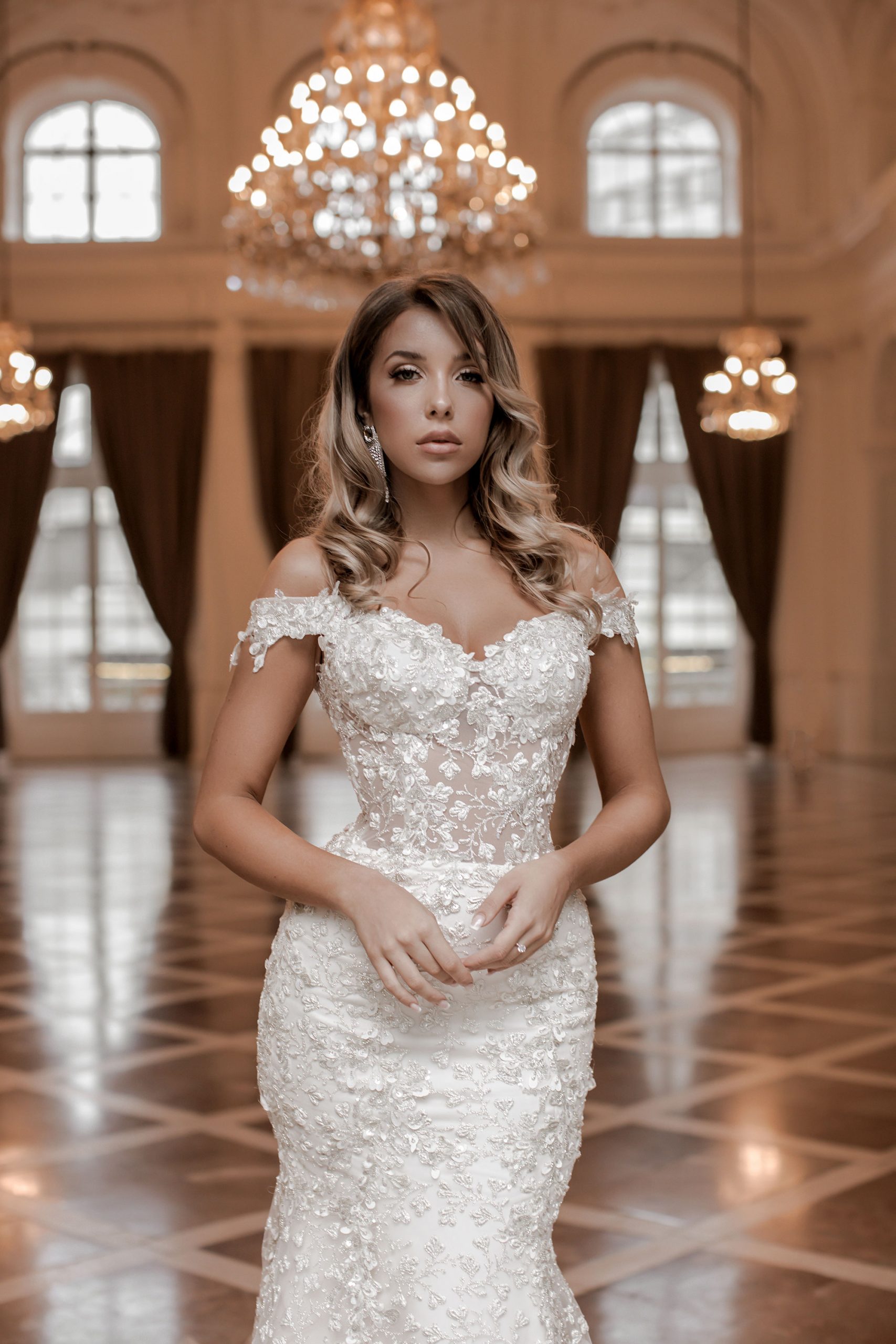 Lia brudejole fra Sima Couture