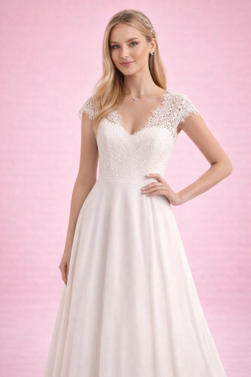 Lyngby brudekjole med lille ærme