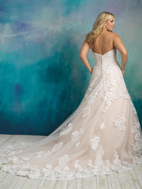 Brudekjole Allure Bridal med blonder